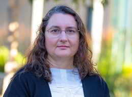 Head shot of professor Susannah Scott